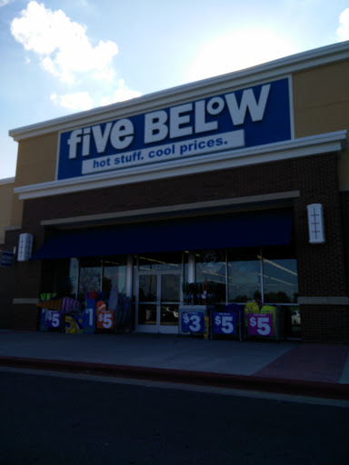 Variety Store «Five Below», reviews and photos, 12250 15 St, Grandview, MO 64030, USA