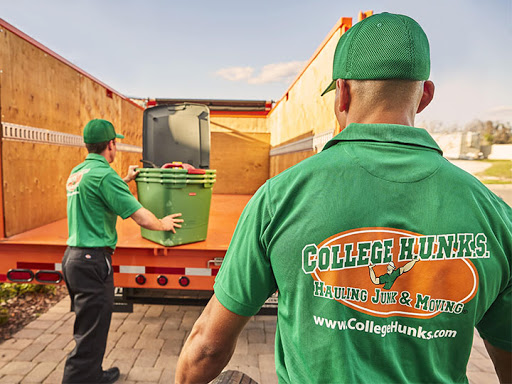 Moving Company «College Hunks Hauling Junk and Moving», reviews and photos, 39 Davenport St, Stamford, CT 06902, USA