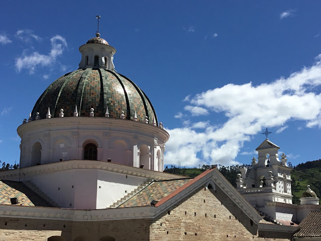 Santuario Católico Nuestra Señora de Guápulo - Quito