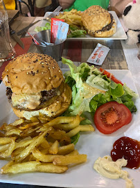 Plats et boissons du Restaurant de hamburgers Tasta Burger à Le Grau-du-Roi - n°2