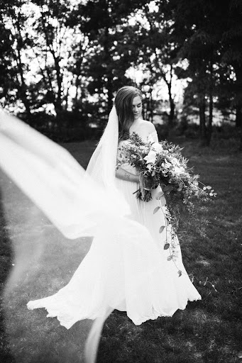 Bridal Shop «BHLDN», reviews and photos, 8 E Walton St, Chicago, IL 60611, USA