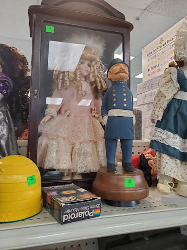 Thrift Store «Simply Thrifty Thrift Store», reviews and photos, 390 NJ-57, Washington, NJ 07882, USA