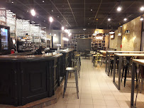 Atmosphère du Café Café Piano Bar le Canotier à Jonzac - n°8