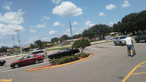 Grocery Store «Winn-Dixie», reviews and photos, 5802 54th Ave N, Kenneth City, FL 33709, USA