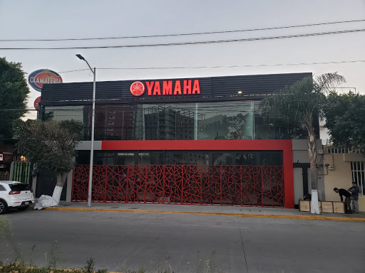 Yamaha Cholula.