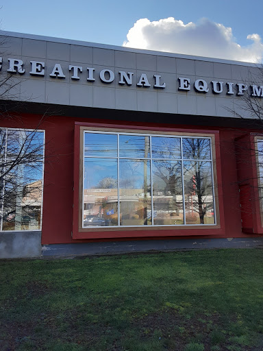 Camping Store «REI», reviews and photos, 189 Connecticut Ave, Norwalk, CT 06854, USA