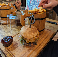 Plats et boissons du Restaurant de hamburgers Bel'Fries à Toulouse - n°1