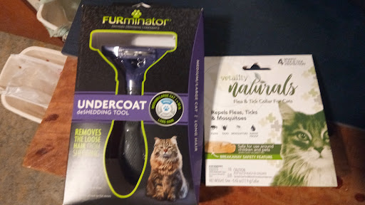 Pet Supply Store «Pet Supplies Plus», reviews and photos, 5092 Mayfield Rd, Lyndhurst, OH 44124, USA