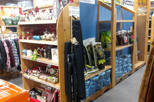 Pet Supply Store «CountryMax - Spencerport», reviews and photos, 4658 W Ridge Rd, Spencerport, NY 14559, USA