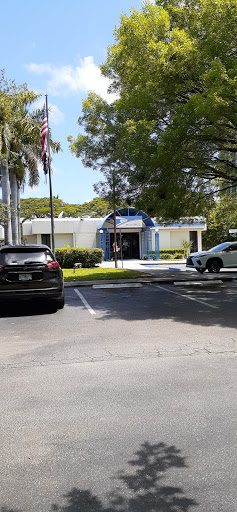 Post Office «United States Postal Service», reviews and photos, 1800 E Hallandale Beach Blvd, Hallandale Beach, FL 33009, USA