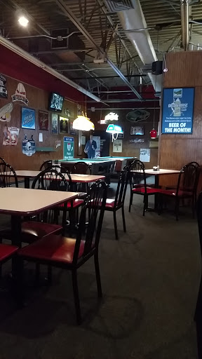 Bar & Grill «Hoosier Bar & Grill», reviews and photos, 4645 W Richland Plaza Dr, Bloomington, IN 47404, USA