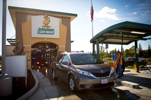 Quick Quack Car Wash en Elk Grove
