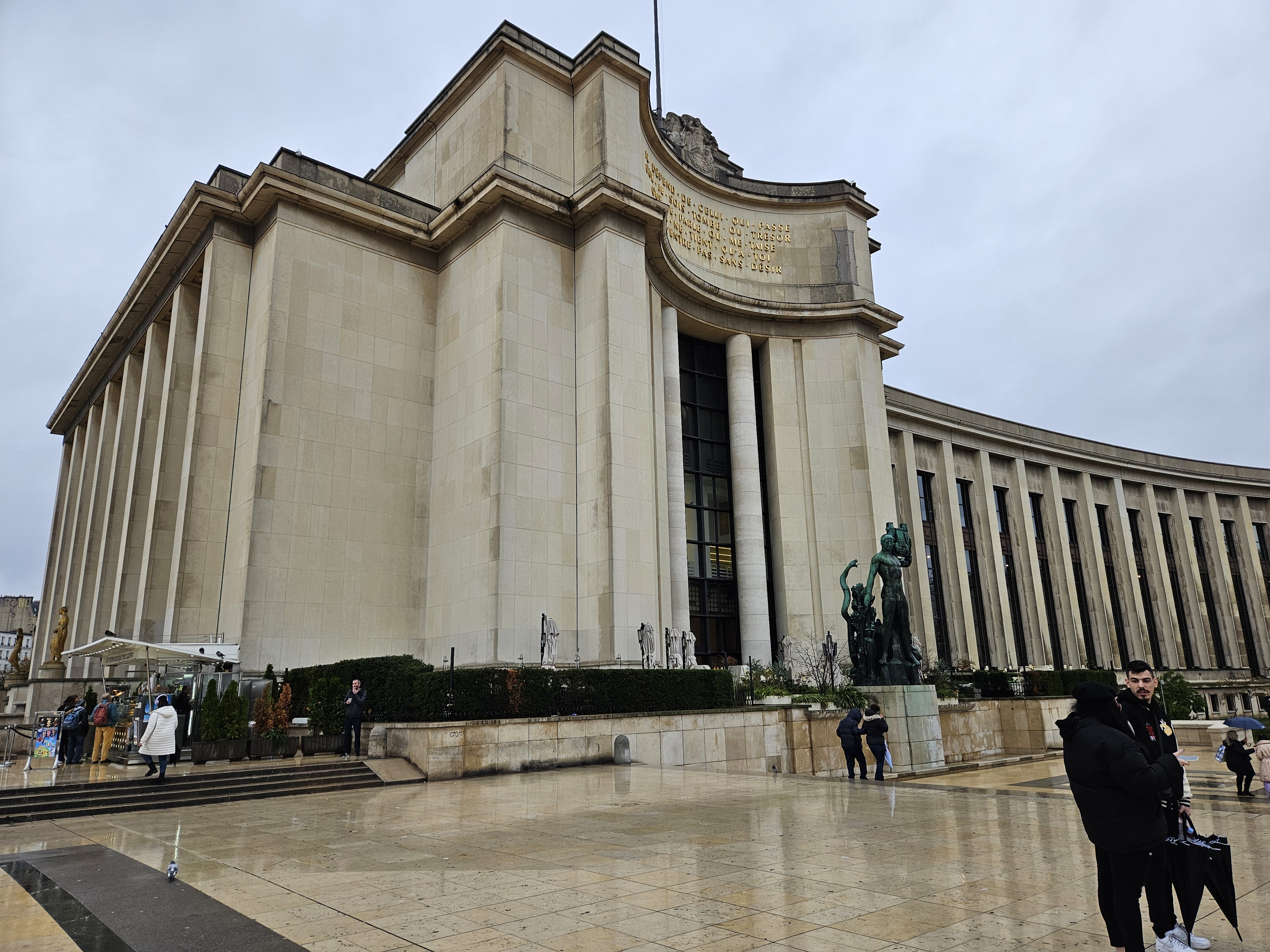 Photo n° 9 de l'avis de Schalk.e fait le 27/11/2023 à 20:39