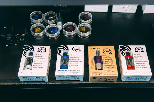 Vaporizer Store «Lil Buddha Vapor & Smoke Shop», reviews and photos, 6916 Big Bend Rd, Gibsonton, FL 33534, USA