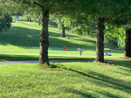 Golf Course «Darlington Golf & Country Club», reviews and photos, 17098 Country Club Rd, Darlington, WI 53530, USA