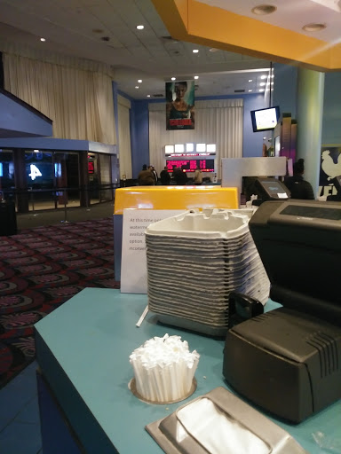 Movie Theater «Cross County Multiplex Cinemas», reviews and photos, 2 South Dr, Yonkers, NY 10704, USA