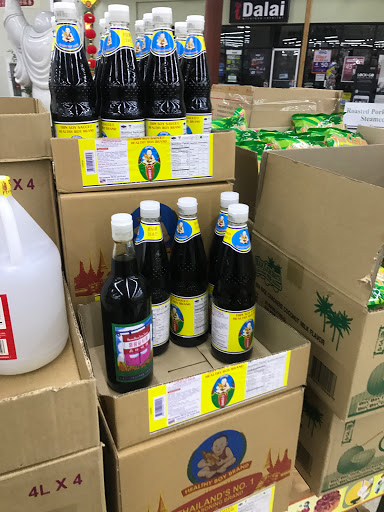 Shopping Mall «Fubonn Shopping Center», reviews and photos, 2850 SE 82nd Ave #80, Portland, OR 97266, USA