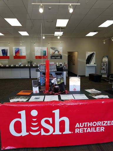 Cell Phone Store «Verizon Authorized Retailer - A Wireless», reviews and photos, 1070 Harter Pkwy, Yuba City, CA 95993, USA