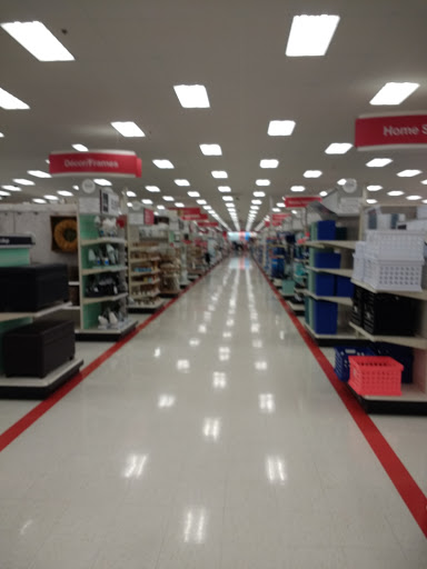 Department Store «Target», reviews and photos, 197 Gravois Bluffs Plaza Dr, Fenton, MO 63026, USA