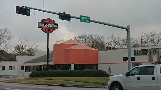 Harley-Davidson Dealer «Mancuso Harley-Davidson Central», reviews and photos, 535 N Loop W Fwy, Houston, TX 77018, USA