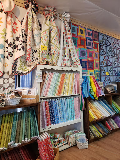 Fabric Store «Christmas Goose Quilt Shop», reviews and photos, 2988 S Durango Dr # 109, Las Vegas, NV 89117, USA