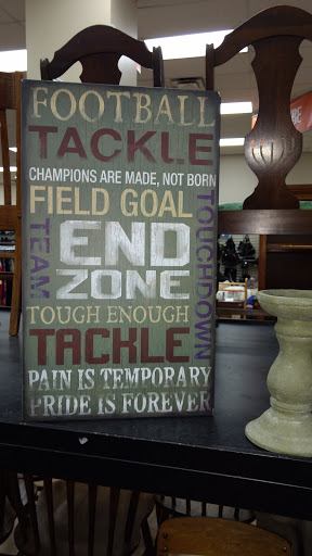 Thrift Store «Goodwill Store & Donation Center», reviews and photos, 543 North Ave, Glendale Heights, IL 60139, USA