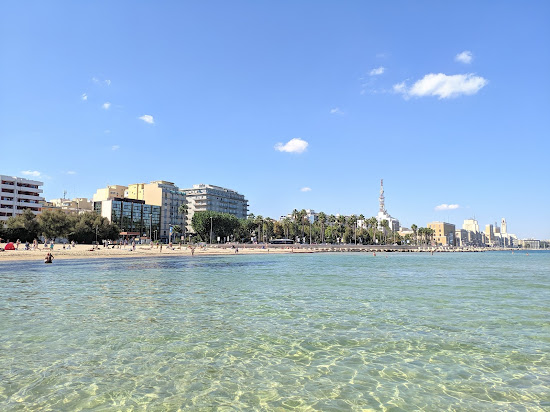 Pane e Pomodoro Beach