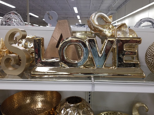 Clothing Store «Burlington Coat Factory», reviews and photos, 229 NJ-73, Marlton, NJ 08053, USA