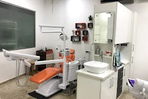 Bhardwaj Dental Care Centre image