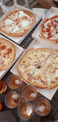 Plats et boissons du Pizzas à emporter Pizza Capestang - Distributeur de pizzas 24/24 - Pizza Laurent à Capestang - n°3