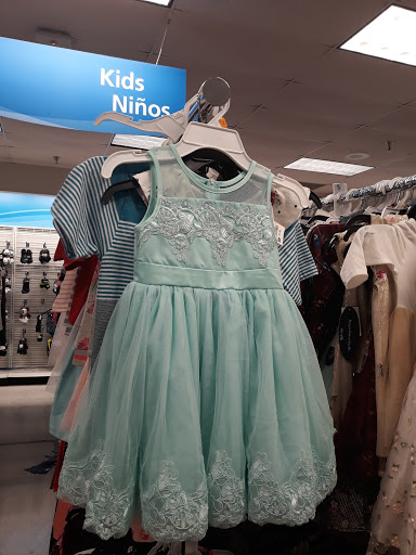 Clothing Store «Ross Dress for Less», reviews and photos, 100 S Biscayne Blvd, Miami, FL 33131, USA