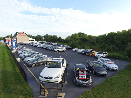 Used Car Dealer «Conway Imports Auto Sales», reviews and photos, 615 E Lake St, Streamwood, IL 60107, USA