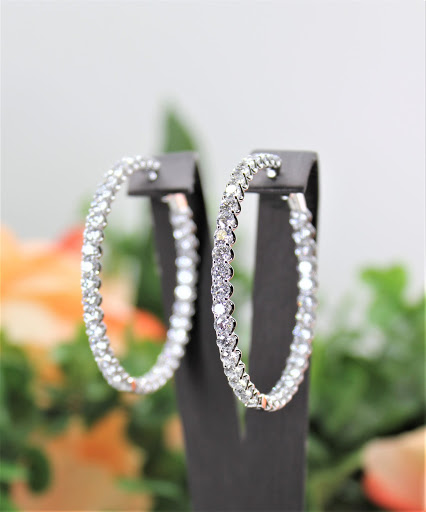 Jeweler «Benchmark Jewelers - The Parks at Arlington», reviews and photos, 3811 S Cooper St #1112, Arlington, TX 76015, USA