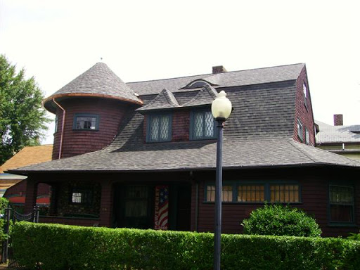 Roofing Contractor «B & R Fournier Construction», reviews and photos, 155 Trenton St, Pawtucket, RI 02860, USA