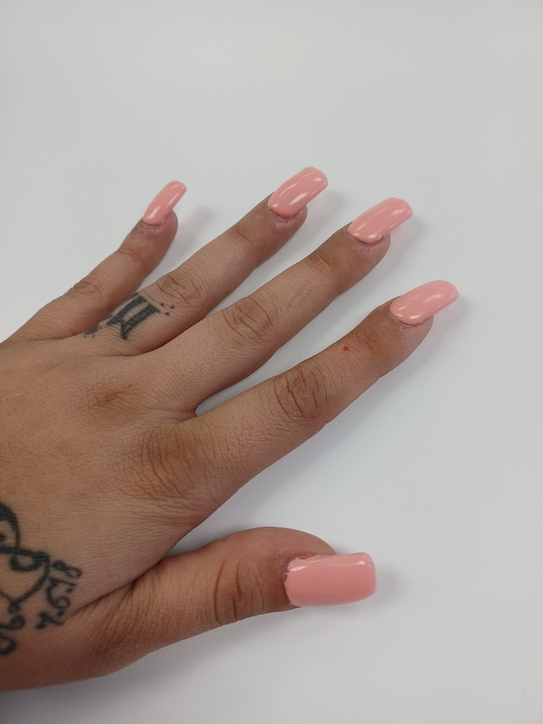 Crystal Nails Emporia, KS 66801 Services and Reviews