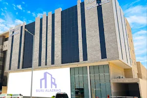 البرج الازرق شقق فندقية Alburj Alazraq image