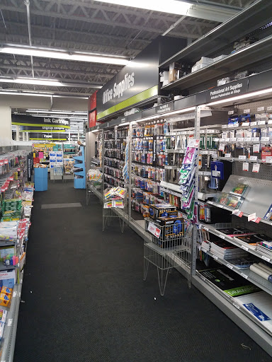 Office Supply Store «Staples», reviews and photos, 2120 SW 32nd Ave, Coral Gables, FL 33145, USA