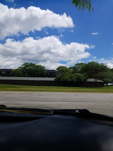 Grocery Store «Village Market Place», reviews and photos, 891 E Geneva Rd, Carol Stream, IL 60188, USA