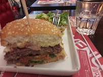 Hamburger du Restaurant de spécialités du sud-ouest de la France Chez Papa à Paris - n°4