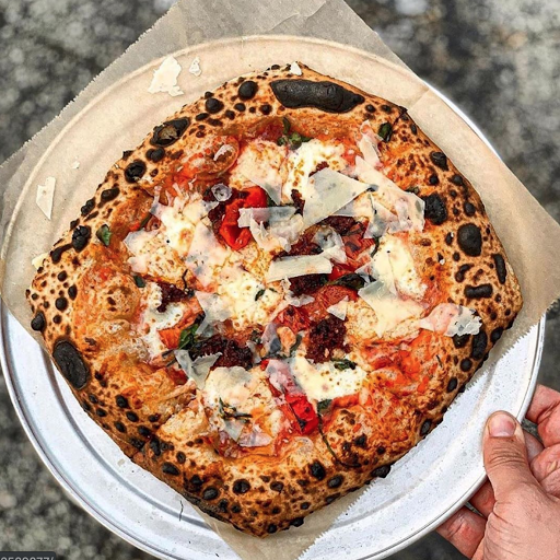 Pizza Restaurant «Urban Pie Los Angeles», reviews and photos, 4528 E Washington Blvd, Commerce, CA 90040, USA