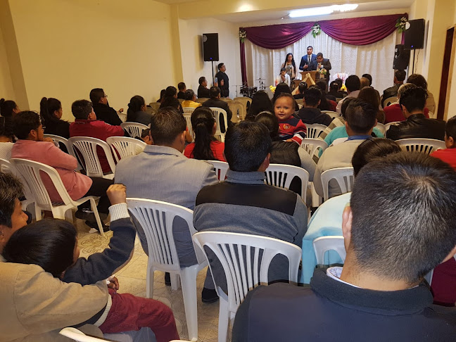 Opiniones de Iglesia Evangélica Apostólica del Nombre de Jesús - San Antonio del Aeropuerto IEANJESUS en Riobamba - Iglesia