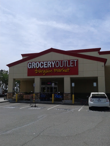 Grocery Outlet image
