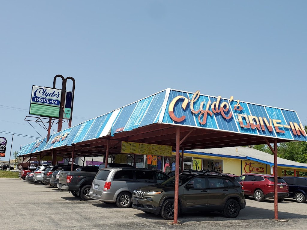 Clyde's Drive-In 49781