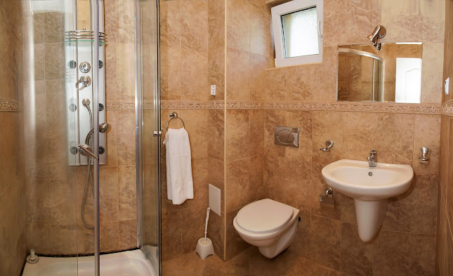 Манастирски РидПриморски, ул. „Жеко Жеков“ 14, 9000 Варна