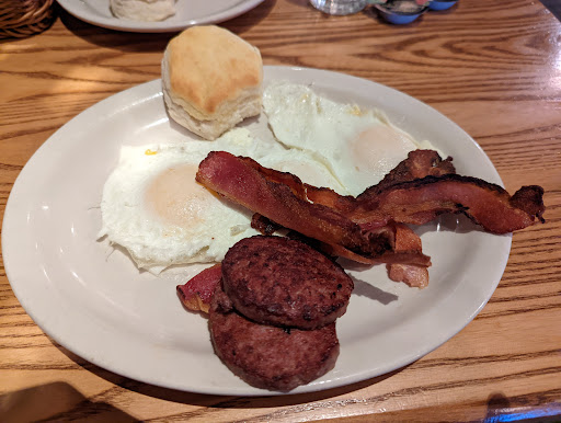 American Restaurant «Cracker Barrel Old Country Store», reviews and photos, 1301 League Line Rd, Conroe, TX 77304, USA