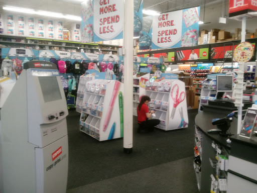 Office Supply Store «Staples», reviews and photos, 1915 E Victory Dr E, Savannah, GA 31404, USA