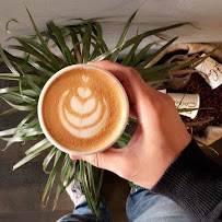 Café du Restaurant servant le petit-déjeuner Starbucks à Paris - n°3