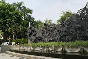 Titik Nol Surabaya image