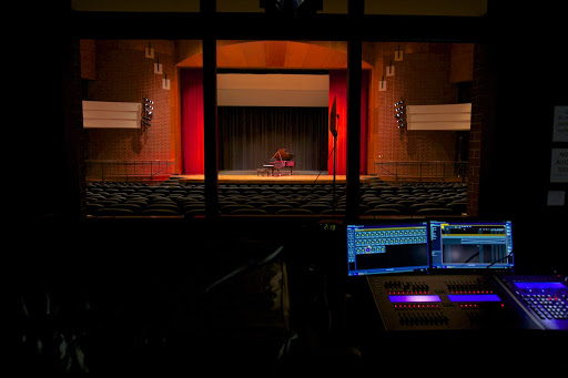 Performing Arts Theater «South Milwaukee Performing Arts Center», reviews and photos, 901 15th Ave, South Milwaukee, WI 53172, USA