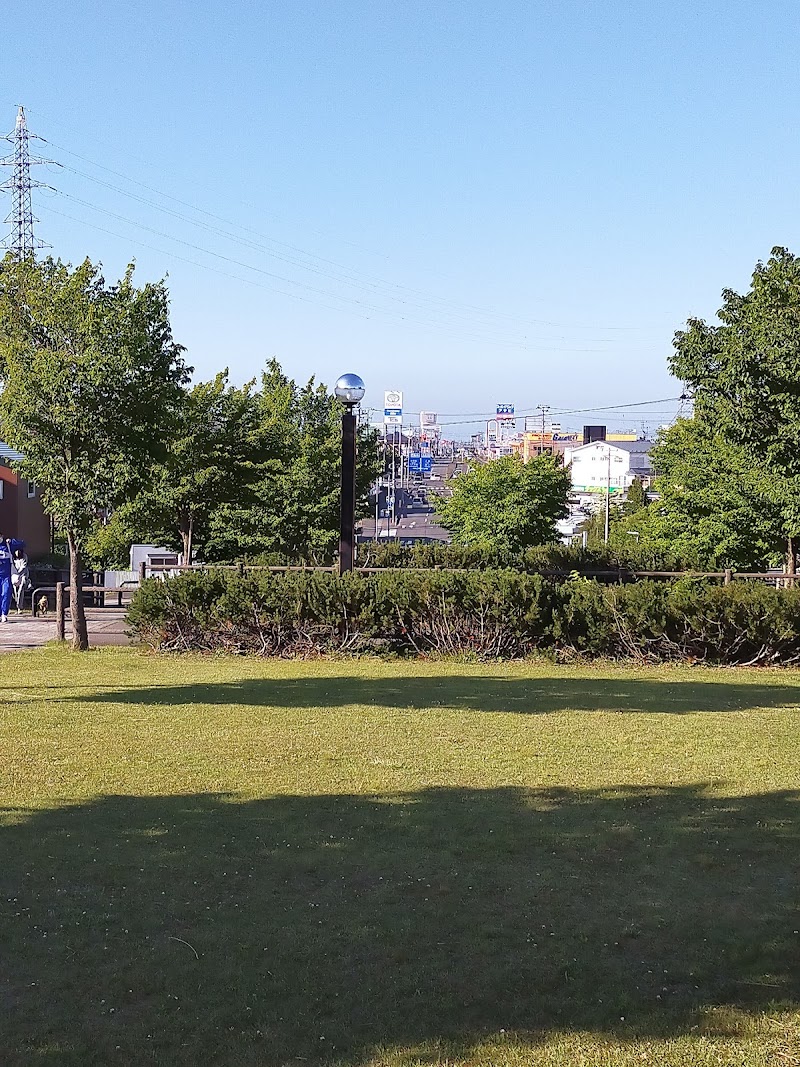 風の道公園 駐車場